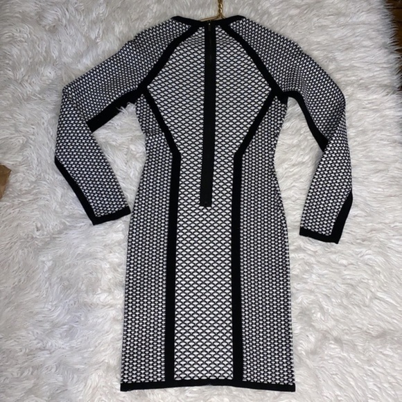 BCBGMaxAzria like new M bandage dress with long zipper on the back super stylish - Picture 8 of 13